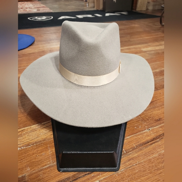 Women's Twister Hat Sage Green with a Tan Ribbon Band - Picture 1 of 2